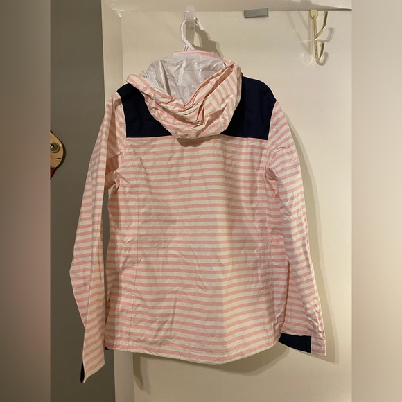 Vineyard Vines Rain Jacket - Picture 3 of 3